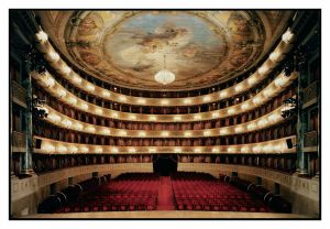 Teatra la Scala