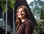 Dr Lyn Phillipson, UOW